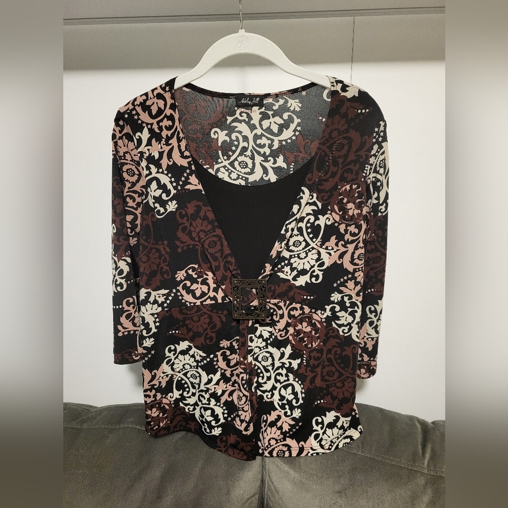 Ashley Jill. Elegant Black and Brown Patterned Blouse (S0005)
